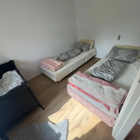 Small And House 5 Min To The Ranum